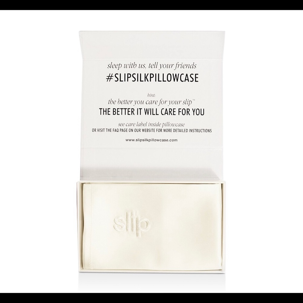 SLIP Silk pillowcase brand new